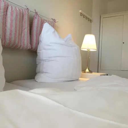 Strandhaus Glowe Eksteriør billede